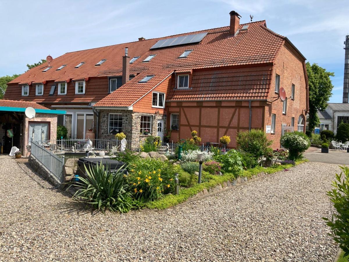 Landhausidyll Ferienwohnung Grundshagen Bagian luar foto