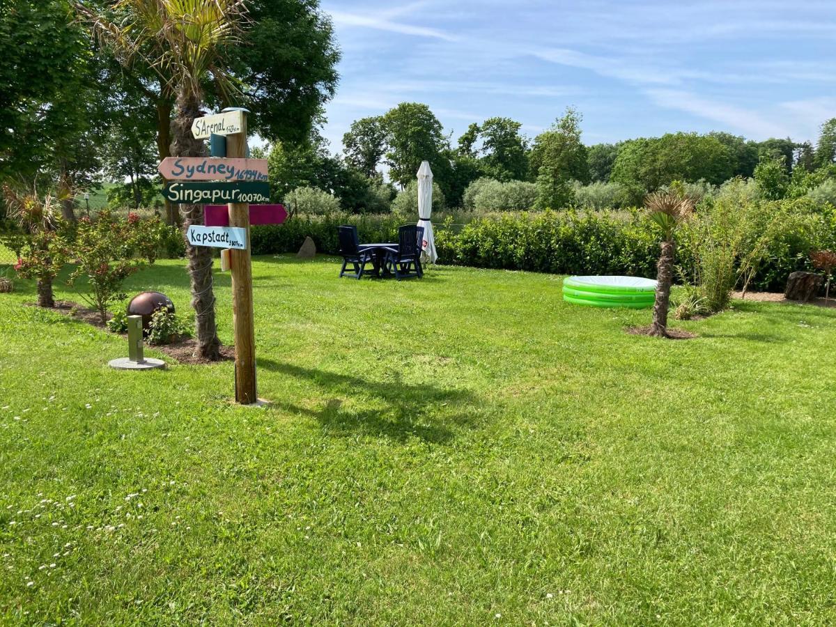 Landhausidyll Ferienwohnung Grundshagen Bagian luar foto